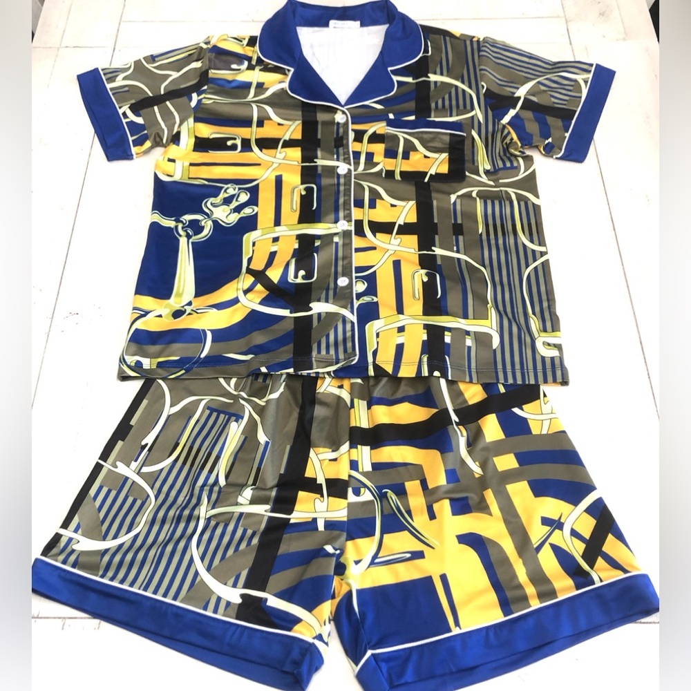 Women’s PJ’s NWOT Size M Yellow/Blue Abstract Pattern Two Piece